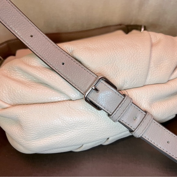 Marc by Marc Jacobs New Q Lil Ukita Leather Crossbody, very very good condition - Picture 16 of 16